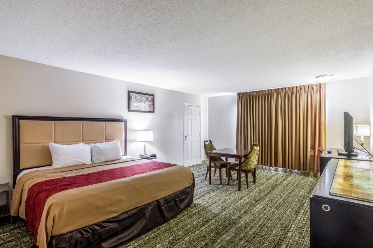 Fresno City Inn Экстерьер фото