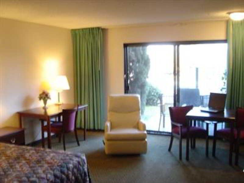 Fresno City Inn Экстерьер фото